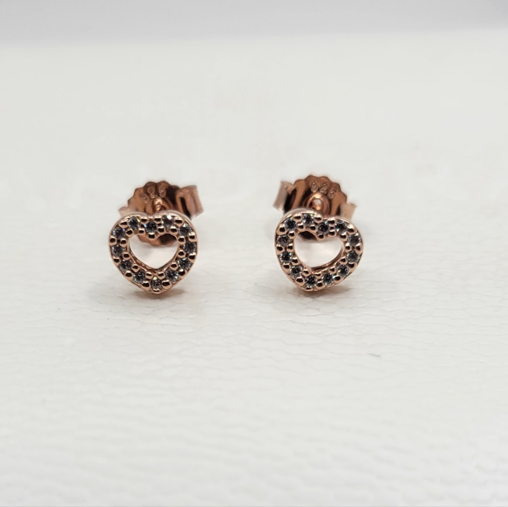 ❤️ Authentic Pandora ROSE HEART STUD EARRINGS - Picture 6 of 6